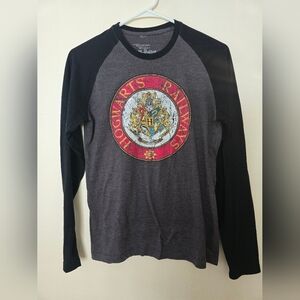Warner Bros Harry Potter Gray Black Long Sleeve Tee with Emblem